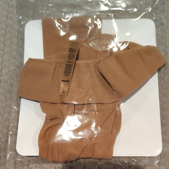 SKIMS Other - SKIMS Light Brown Nylons Shapewear